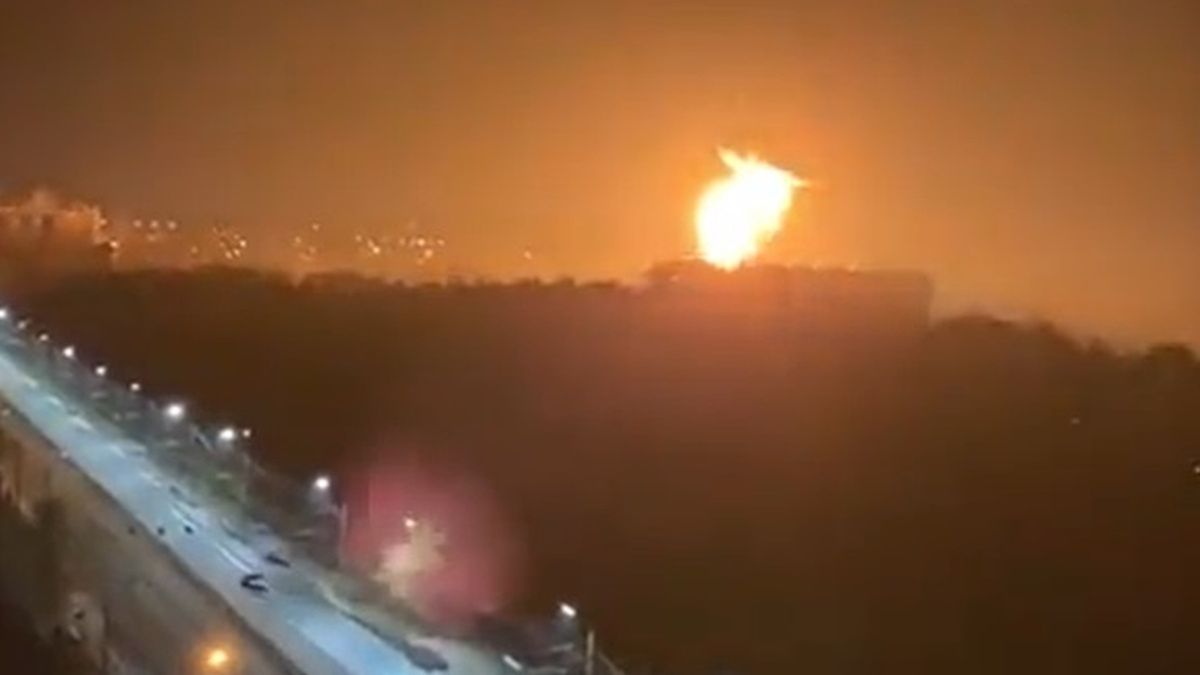 Płonące składy paliwa w Briańsku 