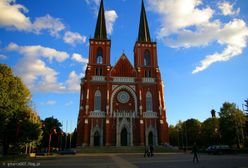 Częstochowa. Ksiądz namawiał do zdejmowania „szkodliwych” maseczek, kuria odcina się od jego słów