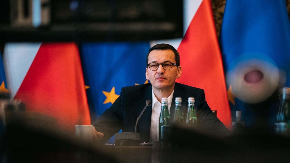 Rząd planuje ostrożne odmrażanie gospodarki