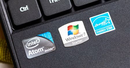 Microsoft wymięka. Twardziele nadal korzystają z Windows 7