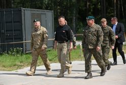 Chaotyczne decyzje Błaszczaka. Wojsku brakuje nawet kurtek