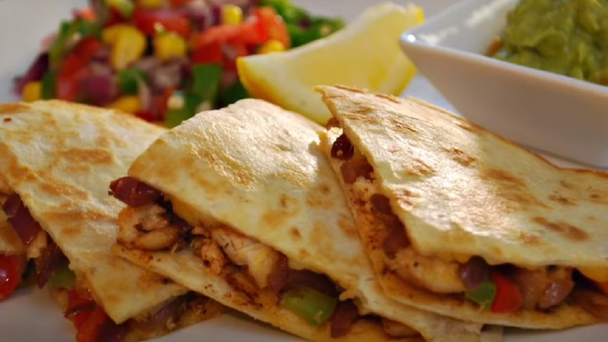 Quesadilla to idealny pomysł na smaczny obiad.