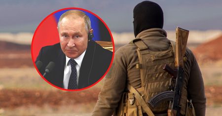 Ryzykując życiem, pomagał dzieciom w Syrii. Dostał "bilet śmierci" od rządu i ISIS