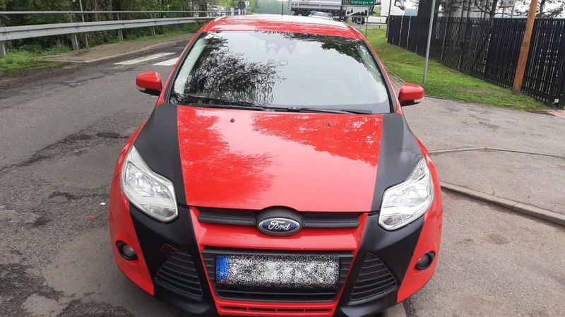 Uciekający Fordem złamał wiele przepisów