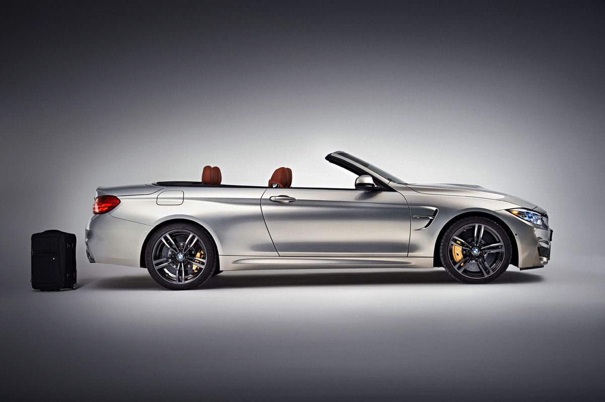 Ogromna galeria zdjęć z kabrioletem BMW M4 204