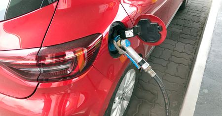 Rząd może zakazać LPG z Rosji. Różnicę odczujesz w portfelu