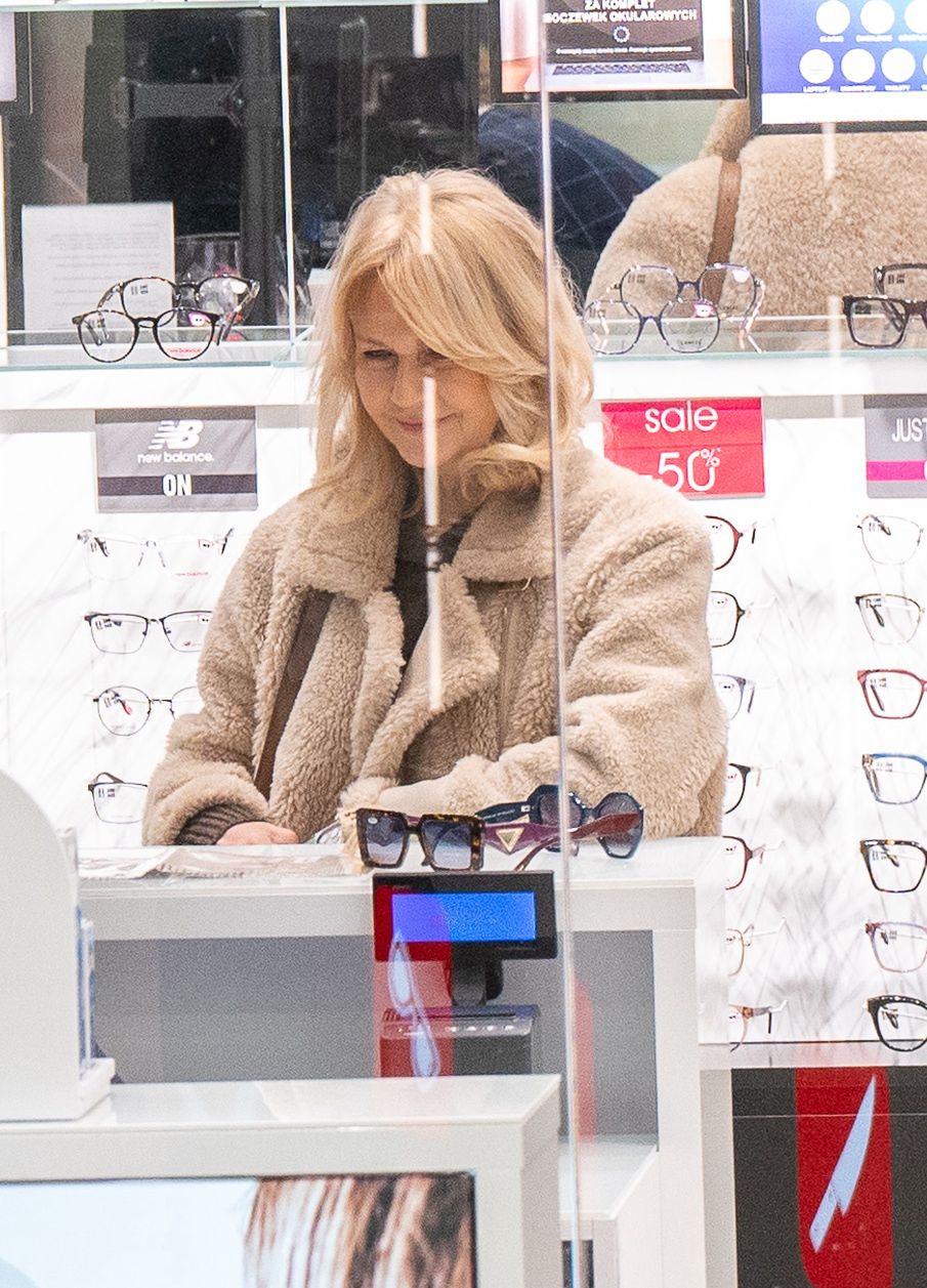 Grażyna Torbicka buszuje po sklepach