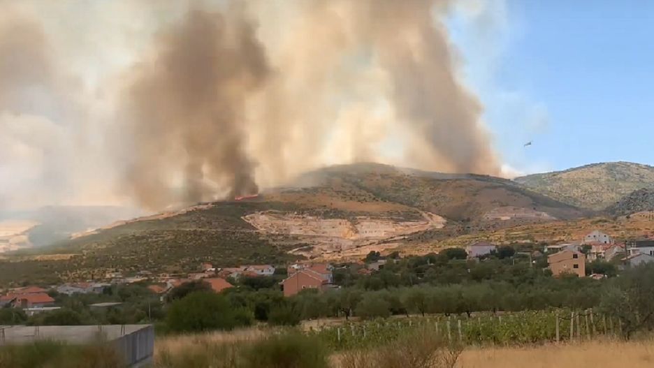Chorwacja. Ogromny pożar w pobliżu Trogiru. Spłonęły setki hektarów ziemi