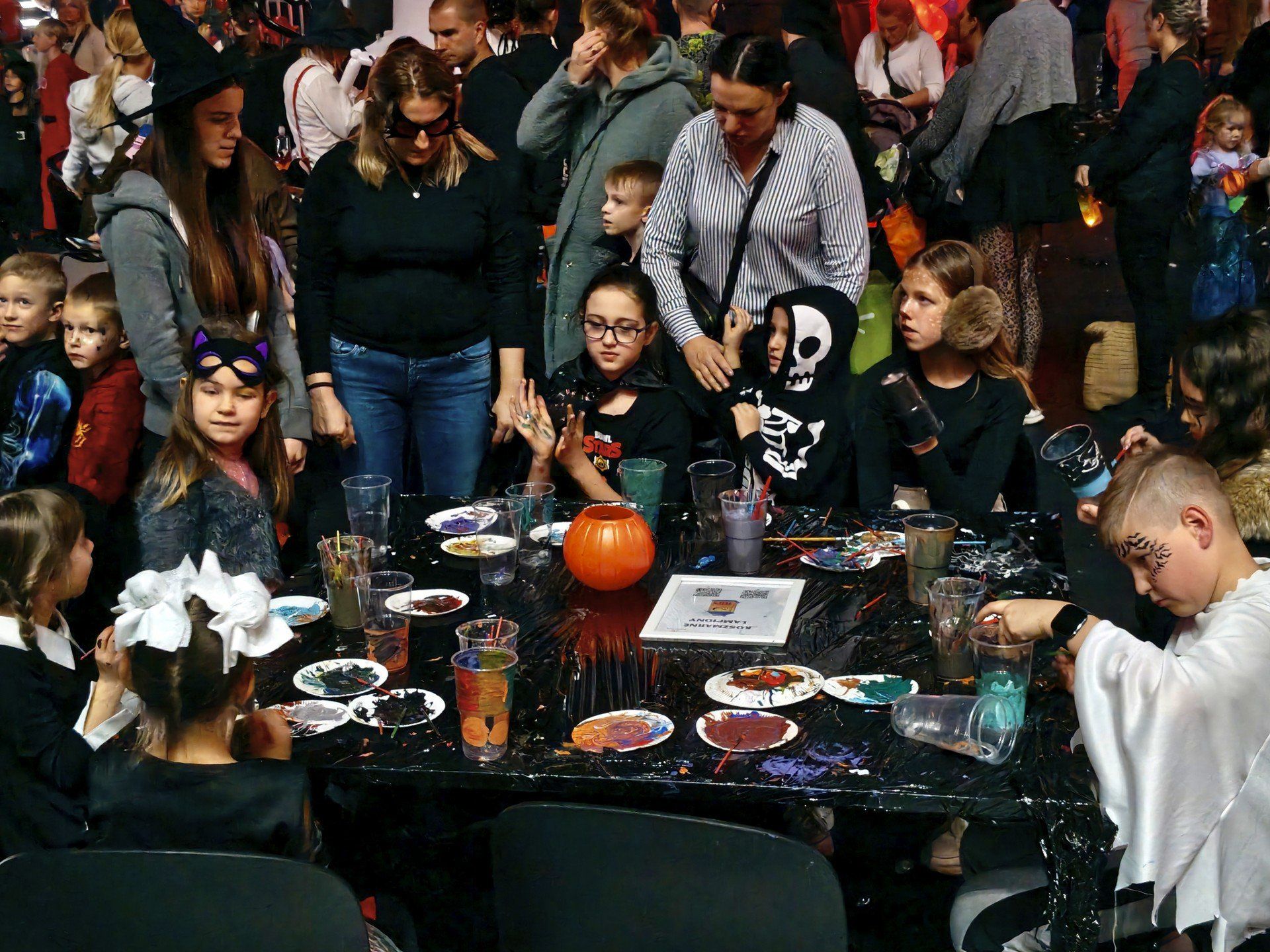 Przewijaj w dół, aby przejść do następnych zdjęć!