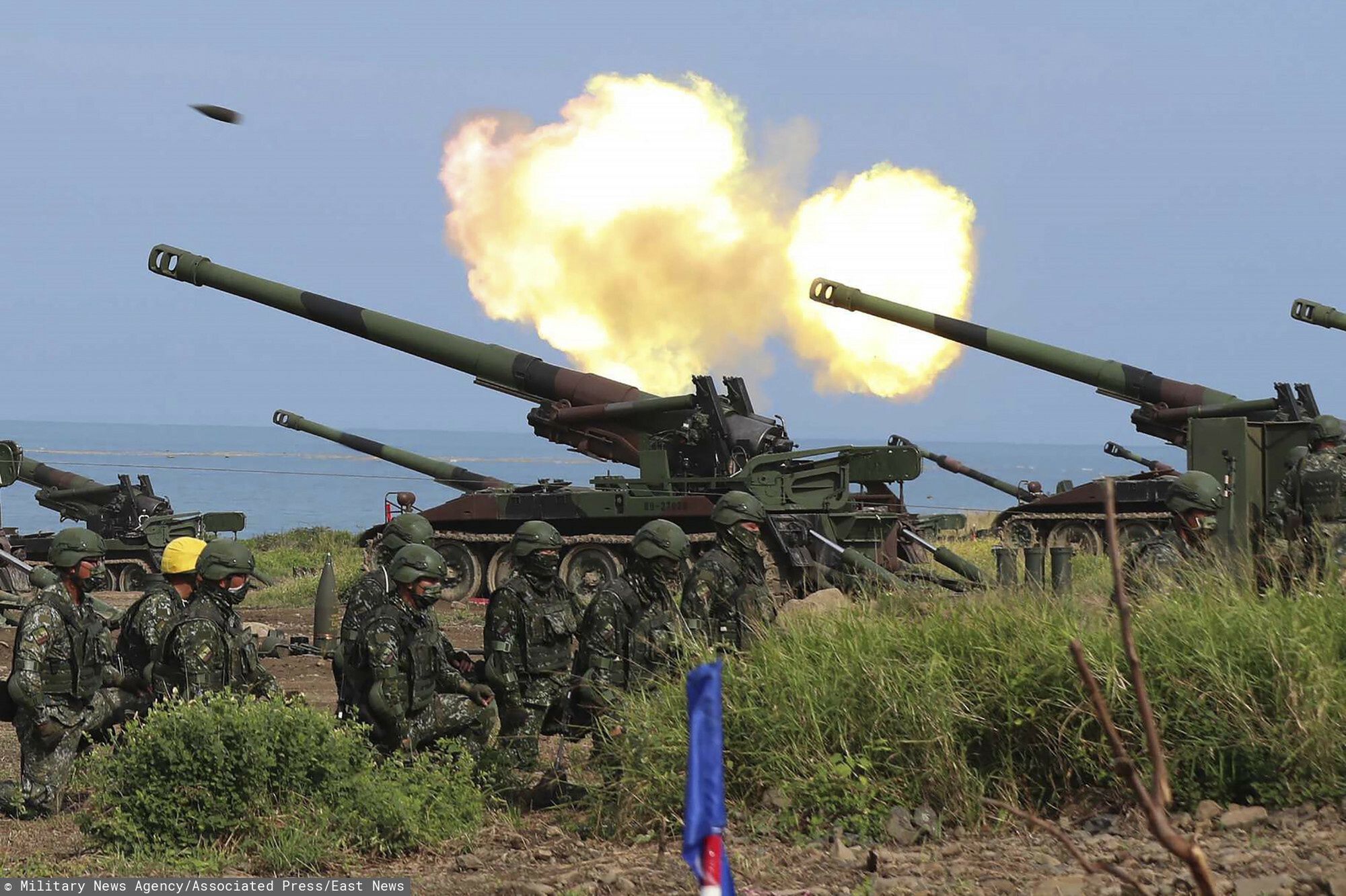 arch47
In this photo released by the Taiwan Military News Agency, Taiwanese artillery guns fire live rounds during anti-landing drills as part of the Han Guang exercises held along the Pingtung coast in Taiwan, Thursday, Sept. 16, 2021. Taiwan's annual five-day Han Guang military exercises is designed to prepare the island's forces for an attack by China, which claims Taiwan as part of its own territory. (Military News Agency via AP), APTOPIX
Military News Agency