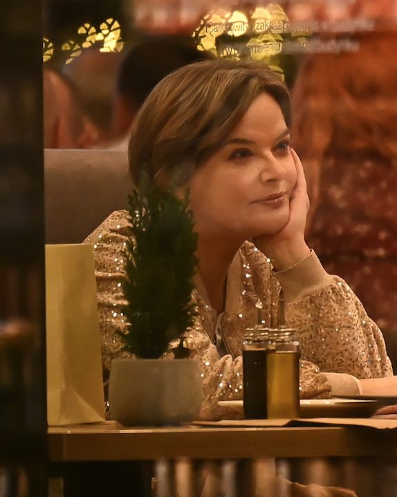 Monika Richardson w restauracji w Warszawie