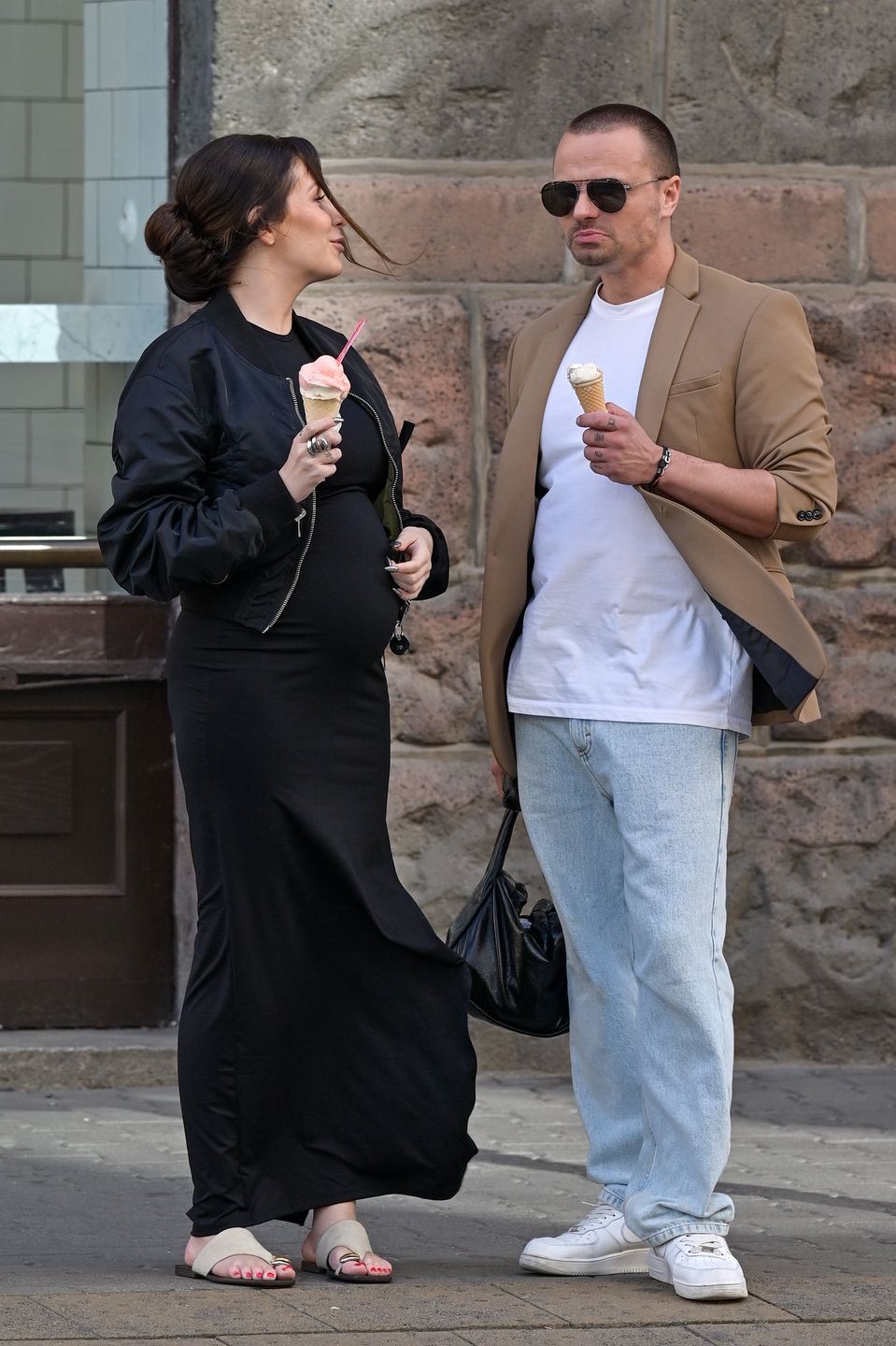 2024.09.08 Warszawa
Marcin Hakiel z partnerka Dominika Serowska
FOT EXCL1
EXCLUSIVE1