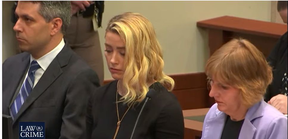 Amber Heard na sali rozpraw