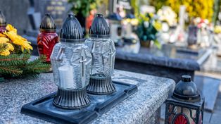 Jasło: Kwesta przy starym cmentarzu na ratowanie pomnika z XIX wieku