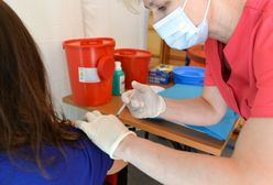 Kolejna zmiana odstępu między dawkami szczepionek. Resort zmienił rekomendacje