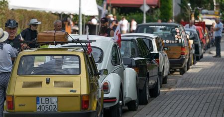 Masz zabytkowy samochód? Roztoczańskie Muzeum PRL zaprasza na zlot klasyków!
