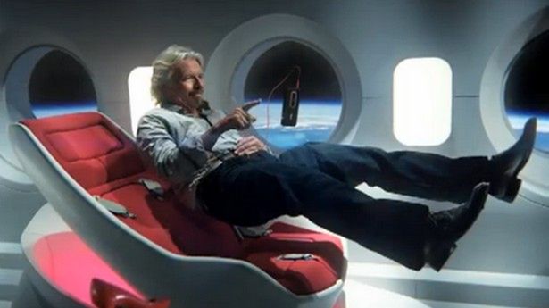 Ekscentryczny milioner, sir Richard Branson, wkracza do Polski z Virgin Mobile 1