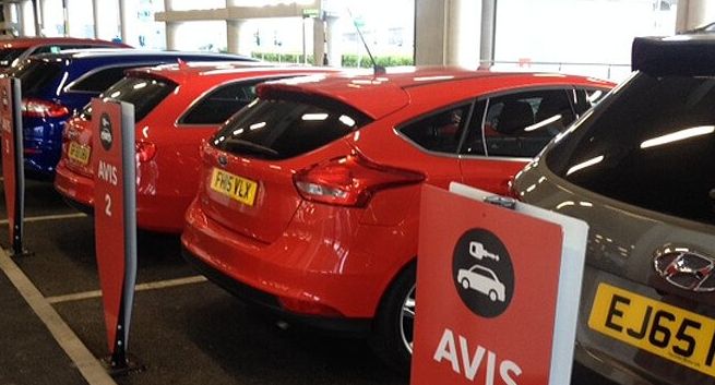 Avis Budget Group wprowadza connected cars do Niemiec i Szwajcarii