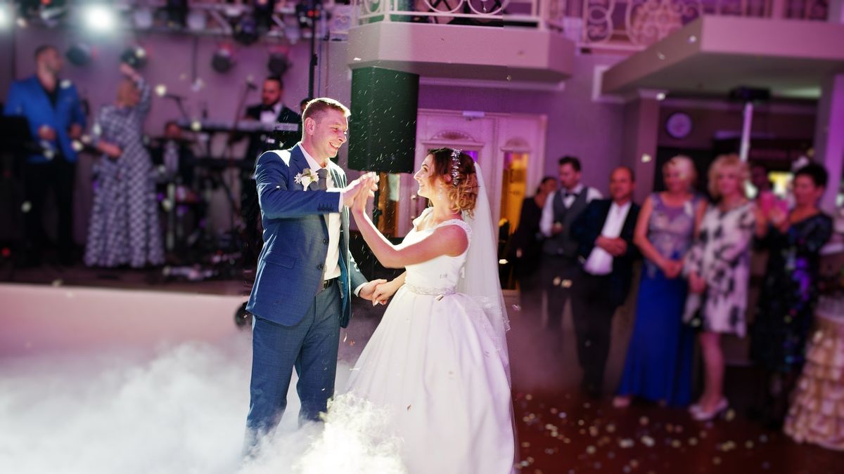 Popisy weselnych muzyków kosztują