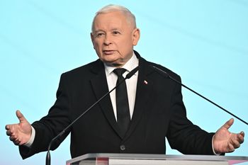 Kaczyński o alkoholu w Sejmie. "Nie mam nic przeciwko zakazom"