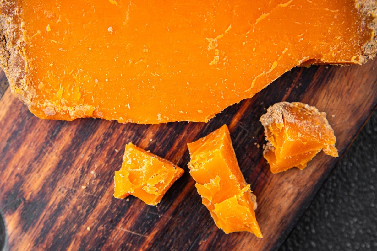 Ma piękną barwę i orzechowy posmak. To świetne źródło białka i wapnia dla zdrowych kości oraz zębów