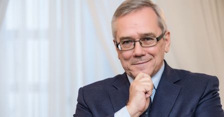 Andrzej Arendarski o tarczy 2.0. "Rząd jak doktor Jekyll i pan Hyde" [OPINIA]