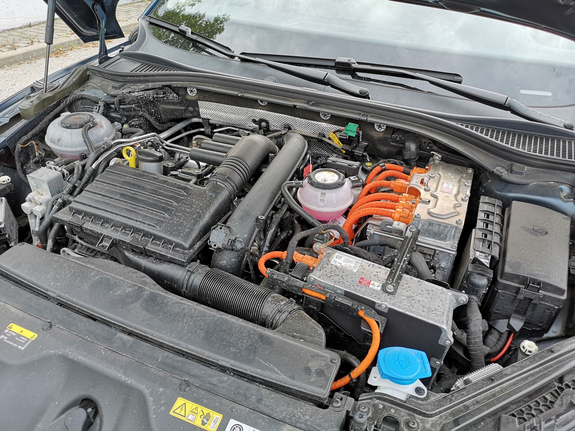 Skoda Superb iV: Systemy zarządzania energią oraz wsparcia kierowcy 15