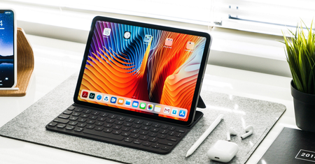 Apple iPadOS 14: od teraz pogramy także po ludzku. Myszką i klawiaturą