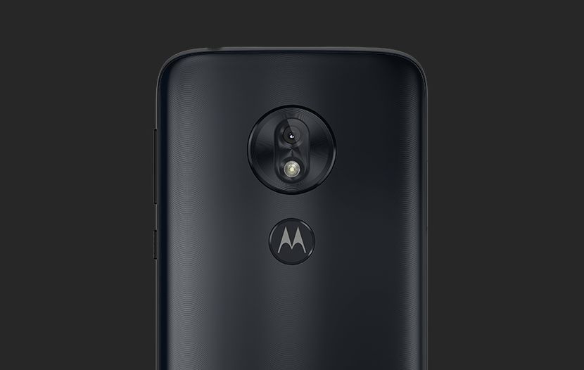 #wSkrócie: zapowiedź składanego huaweia, smartfon LG z komorą parową i specyfikacja Moto G7 9