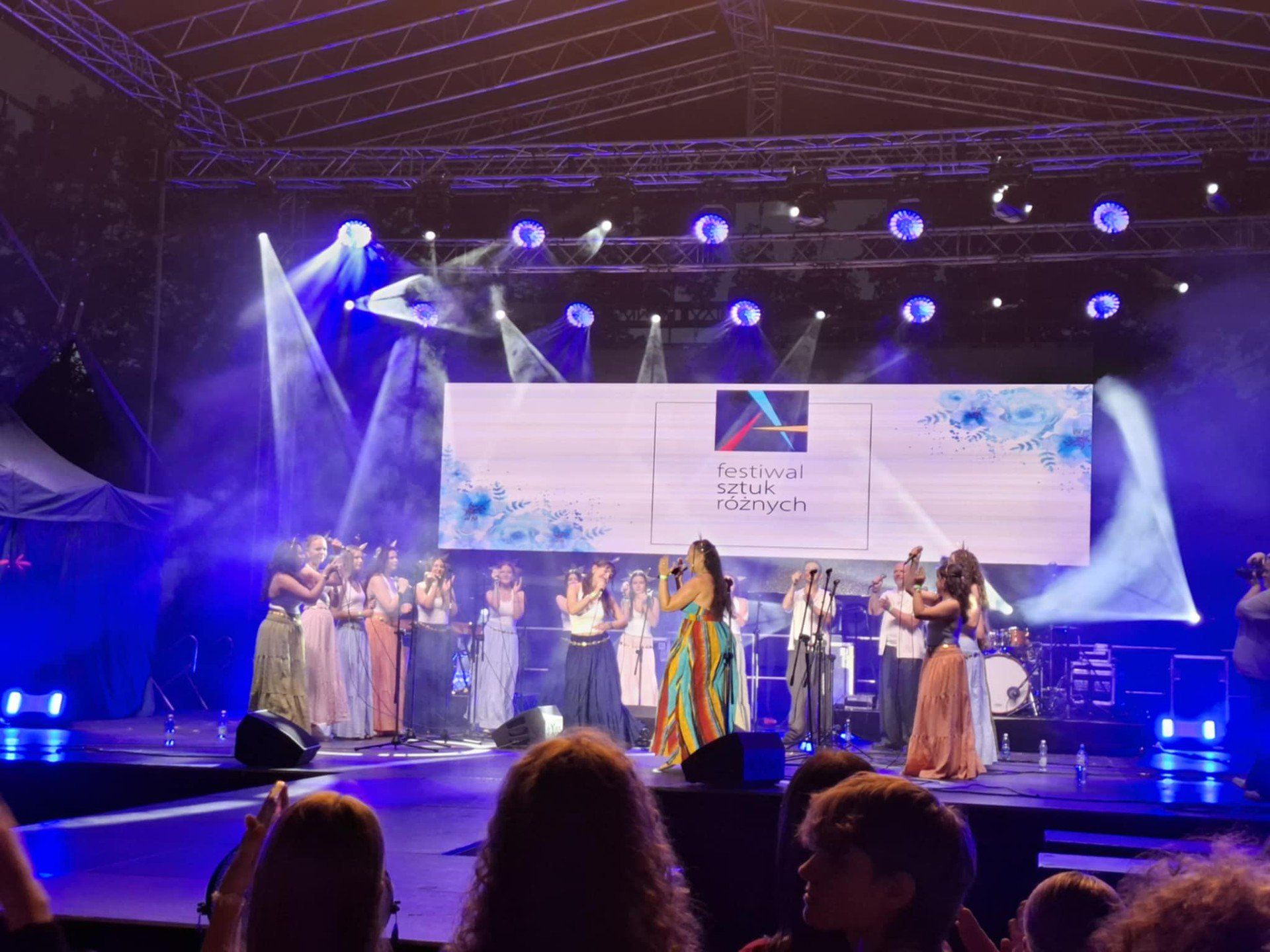 Koncert zgierskiego Kolektyw Folk w ramach Festiwalu Sztuk Różnych w Aleksandrowie Łódzkim. Słowiańska energia na scenie