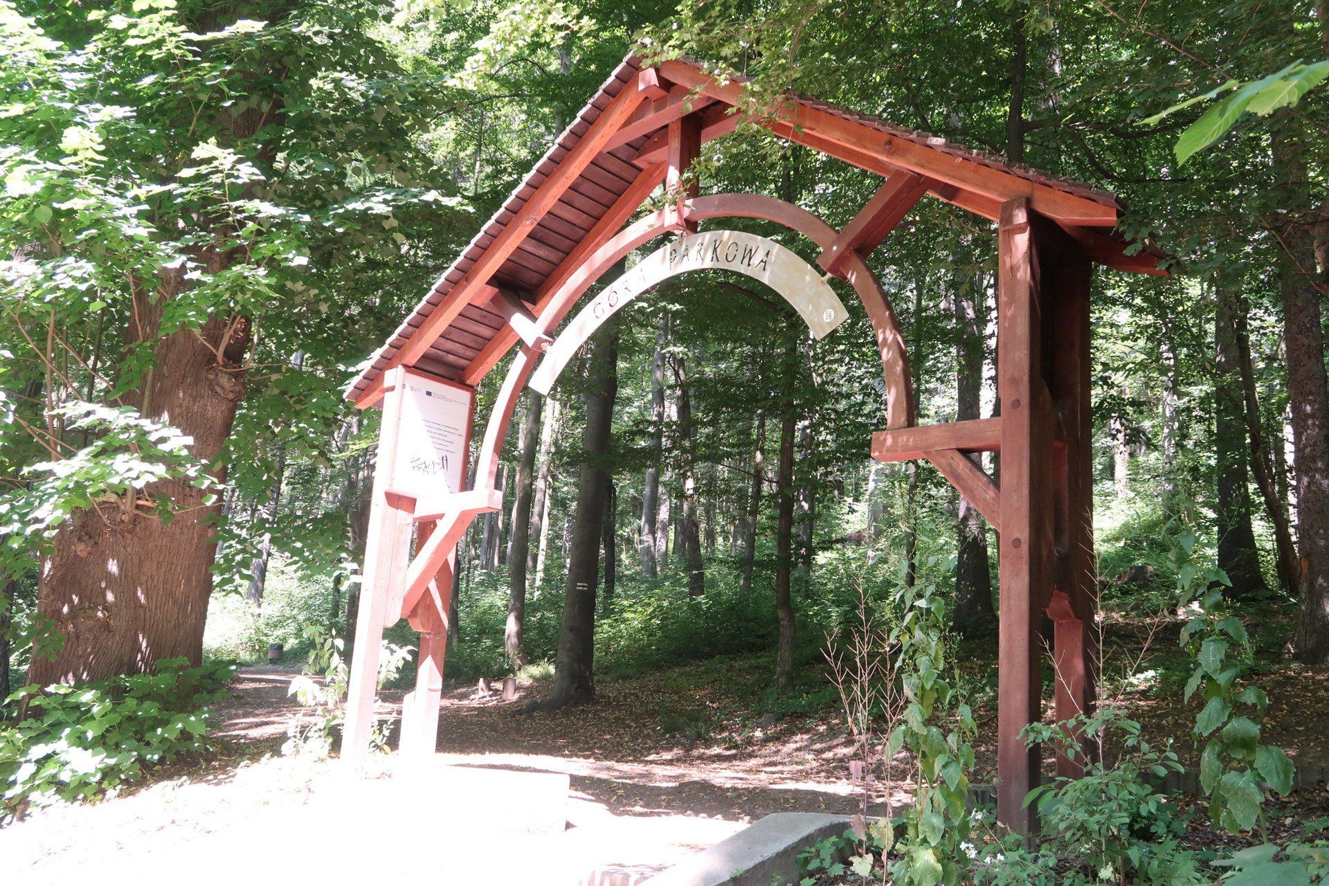 Parkowa Góra - Bajecznie położona uzdrowiskowa Kudowa-Zdrój