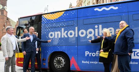 Wrocław. MPK wspiera walkę z rakiem. Ruszyła specjalna kampania