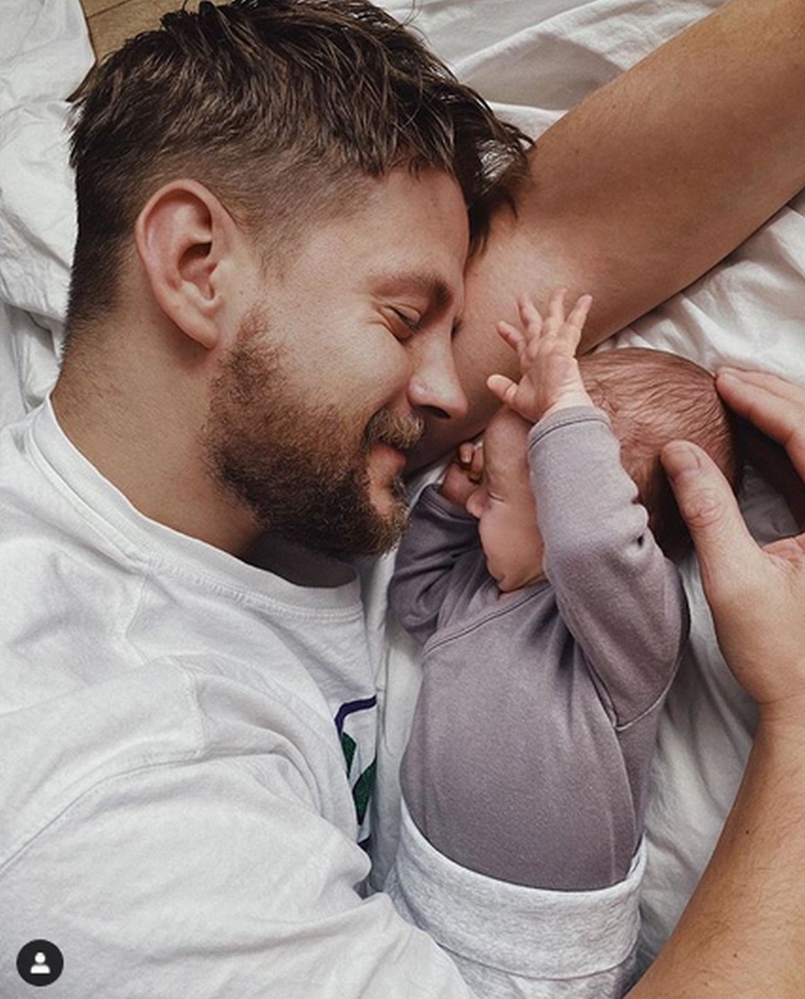 Sebastian Fabijański z synem