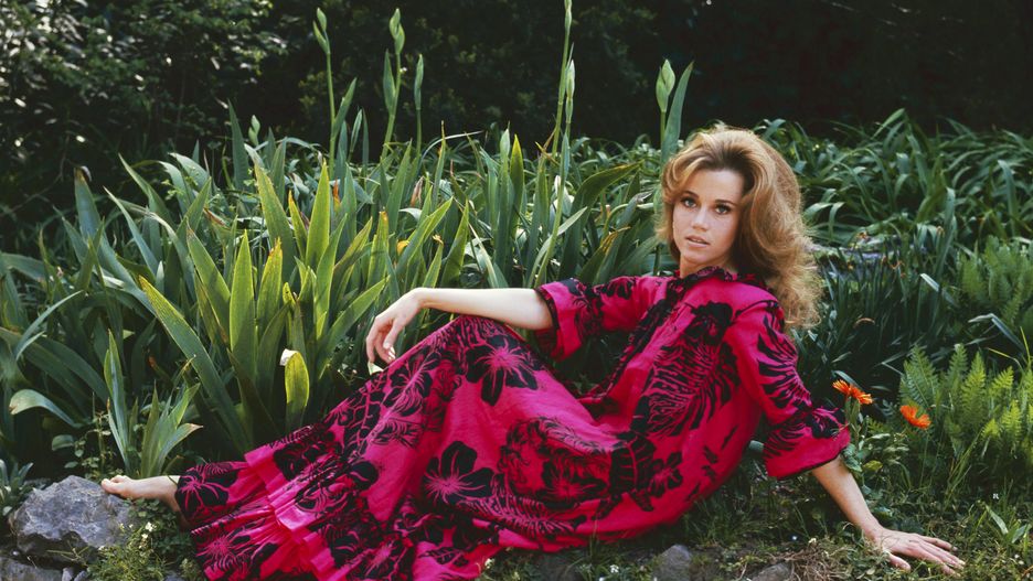 Portrait Of Jane Fonda
Portrait of American actress Jane Fonda as she poses outdoors, late 1960s.  (Photo by Silver Screen Collection/Getty Images)
Silver Screen Collection
arc0006430, huty22648, female