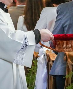 Księża seniorzy żyją w bogactwie? Oto ich emerytury