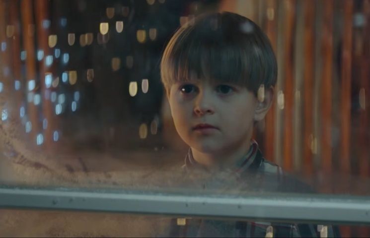 Mateusz Winek jako Kazik w "Listach do M"