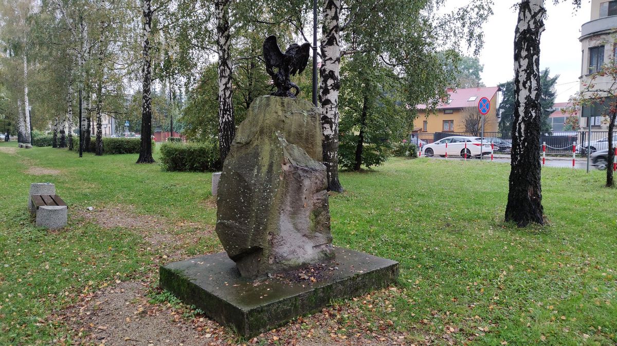 Śląsk. Kolejny pomnik żołnierzy NSZ zdewastowany (Fot.: redakcja)