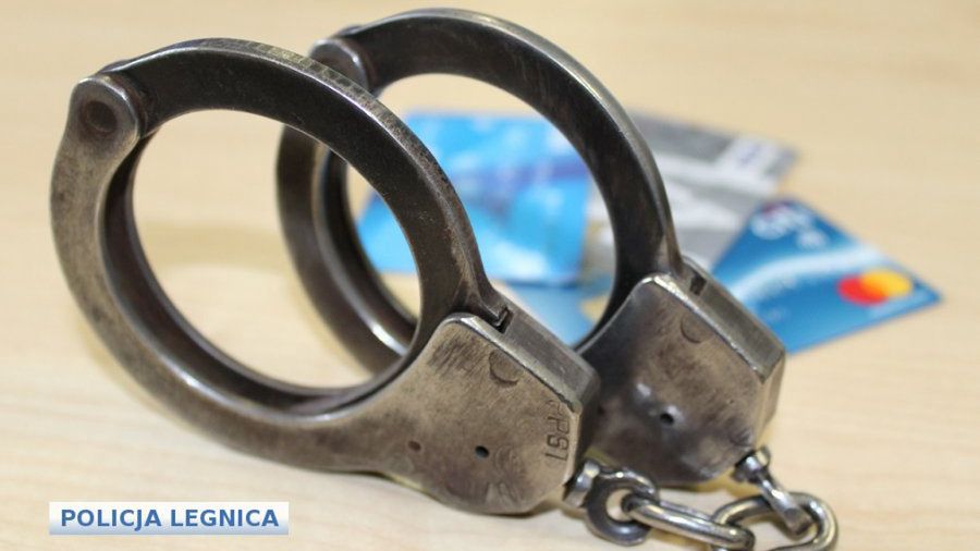 kajdanki zatrzymanie więzienie