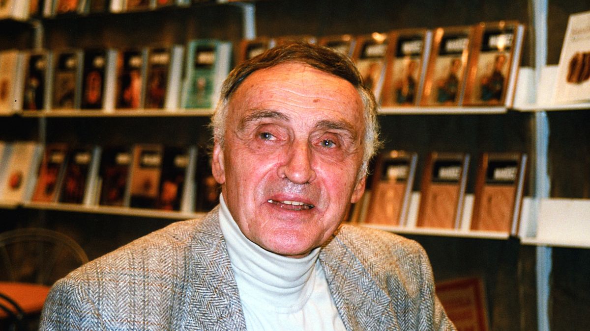 Andrzej Mularczyk ma nowy grób