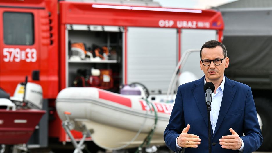 Premier Mateusz Morawiecki podczas konferencji dotyczącej Odry