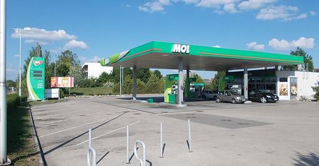 Węgrzy już zaczęli działać. Pierwsza stacja MOL w Polsce uruchomiona