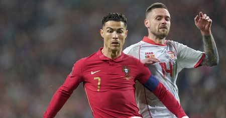 Światowe gwiazdy futbolu, które zagrają w Katarze. Rozpoznaj ich na zdjęciach.
