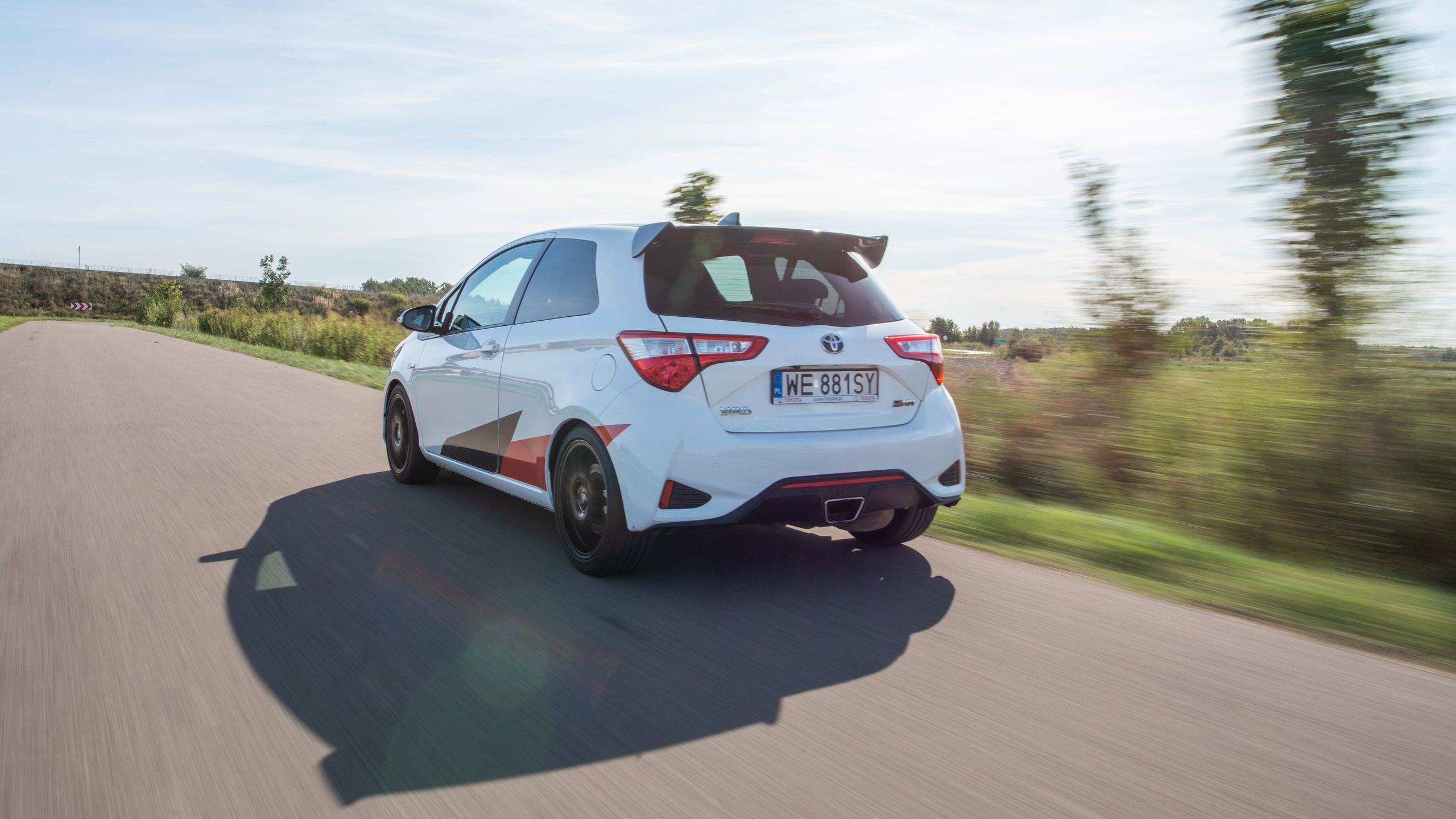 Yaris GRMN jest unikatowym modelem, który obecnie da się kupić trochę taniej niż popularnego Hyundaia i30 N, lecz tu nie ma wątpliwości, że ceny japończyka będą tylko rosły.
