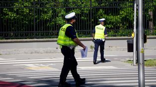 Bydgoszcz: Dachowanie auta na ul. Fordońskiej. Jedna osoba w szpitalu