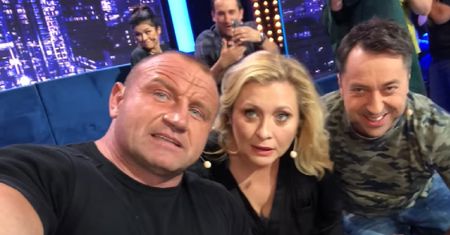 Ale Jazda. Mariusz Pudzianowski pokazał w TVP, jak się robi show