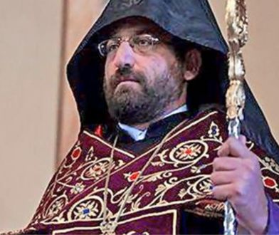 Armenia: Arcybiskup w areszcie. Oficjalnie: za zakup narkotyków