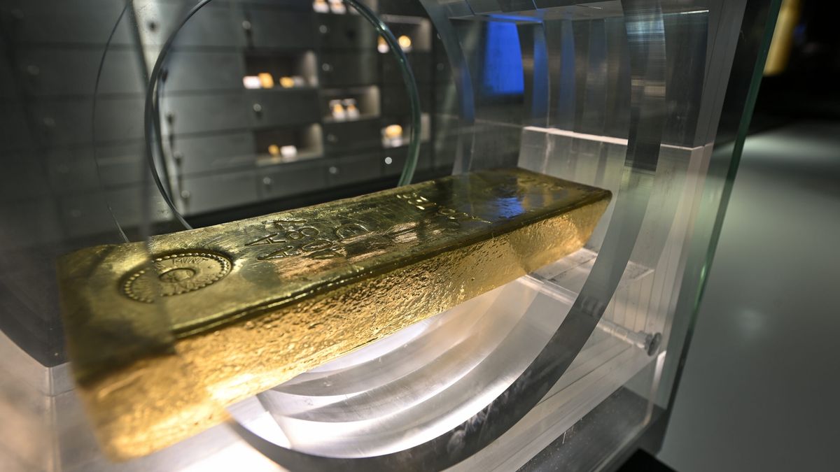 Sztaba złota w siedzibie NBP