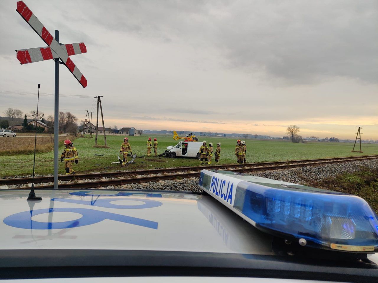 Kaczorowy: Zderzenie szynobusu z samochodem osobowym