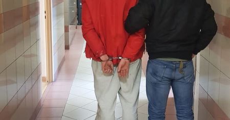 Miał zakaz prowadzenia pojazdów, uciekał przed policją autem