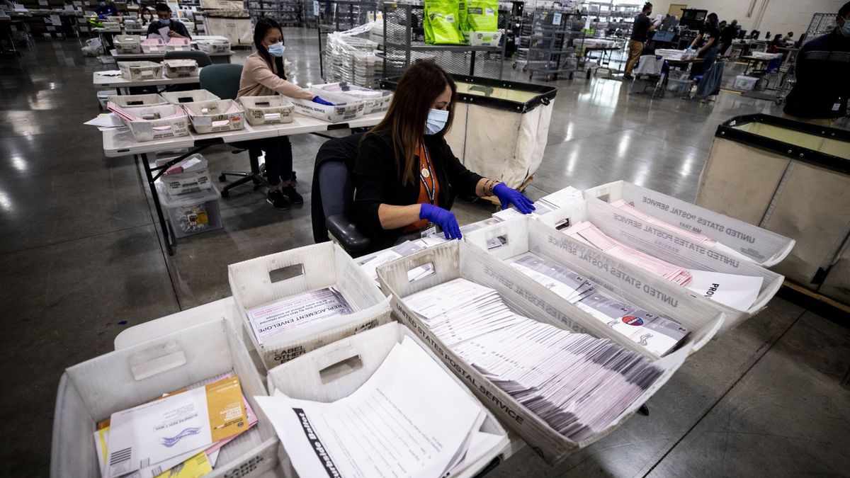 Pracownicy komisji wyborczych są pełni obaw